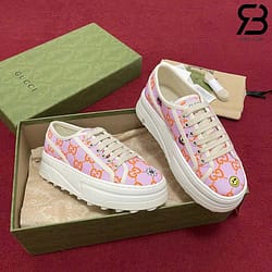 Giày Gucci Tennis 1977 x Hattie Stewart GG Canvas Pink Best Quality