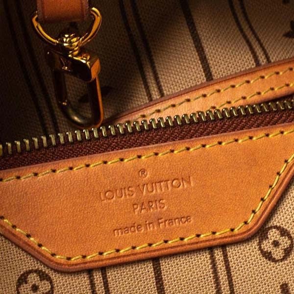 phân biệt túi Louis Vuitton auth và fake qua lớp lót